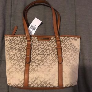 Tommy Hilfiger purse